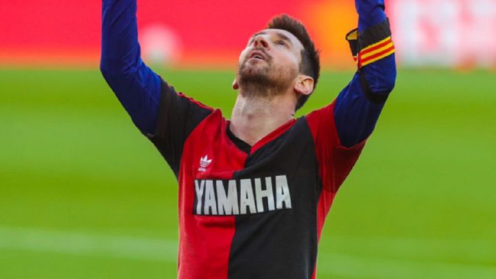Confirmaron la sanción a Lionel Messi por su homenaje a Diego Armando Maradona