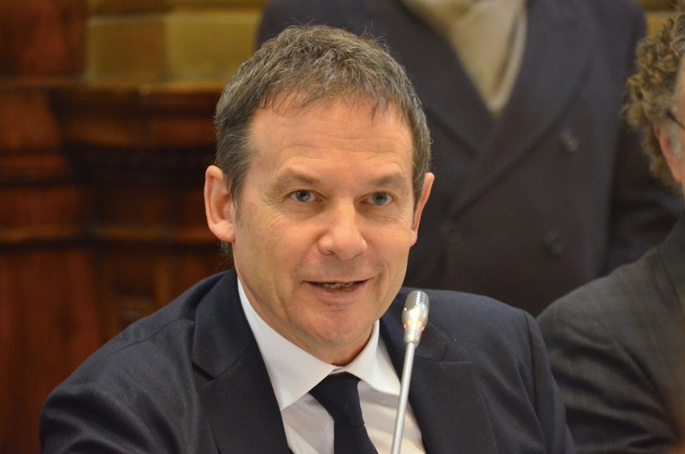 Costa sigue internado y su equipo informa que “está estable”