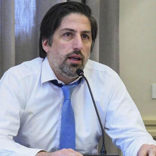 Nicolás Trotta aseguró que buscan «priorizar la presencialidad cuidada en las aulas»