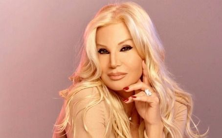 Susana Giménez continúa «con marcada mejoría»