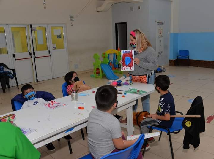 Arteterapia:  “Inclusión, integración, neurodiversidad, Es con Todos»