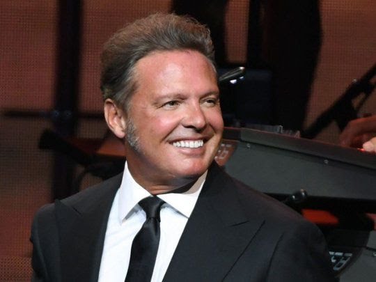 Luis Miguel, operado de urgencia