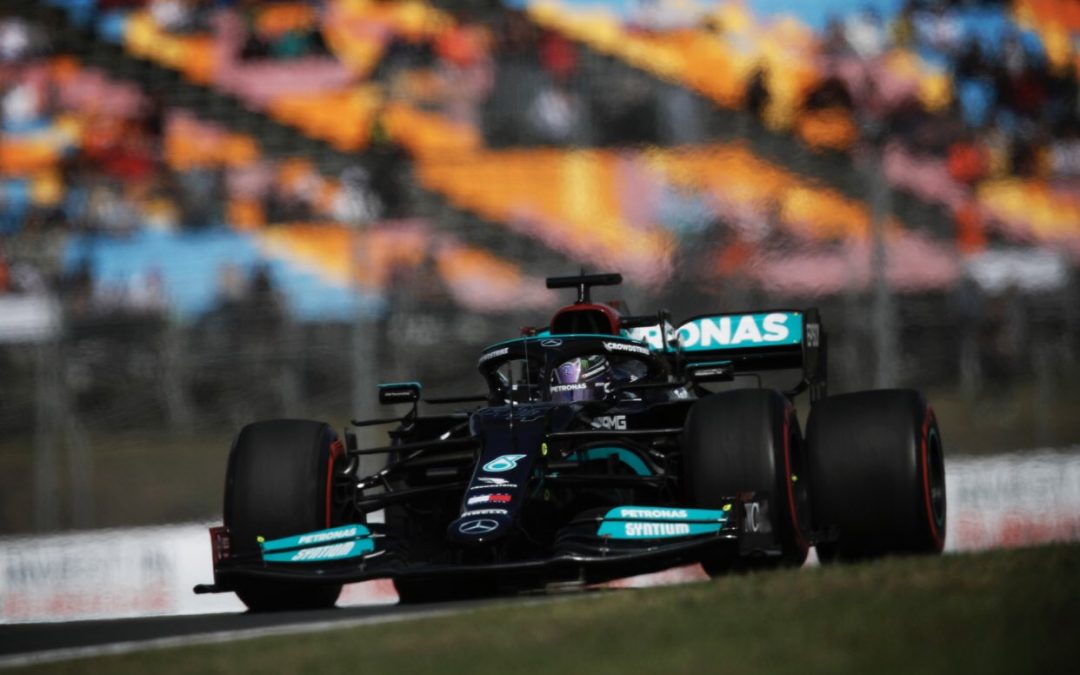 Hamilton metió la pole en el GP de Turquía pero larga 11 por cambiar unidad de potencia