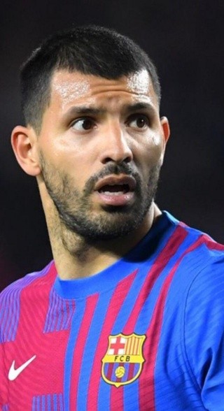 Alerta! El Kun Agüero al borde del retiro según los últimos estudios