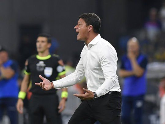 Sebastián Battaglia sigue en Boca un año más. A quién le conviene?