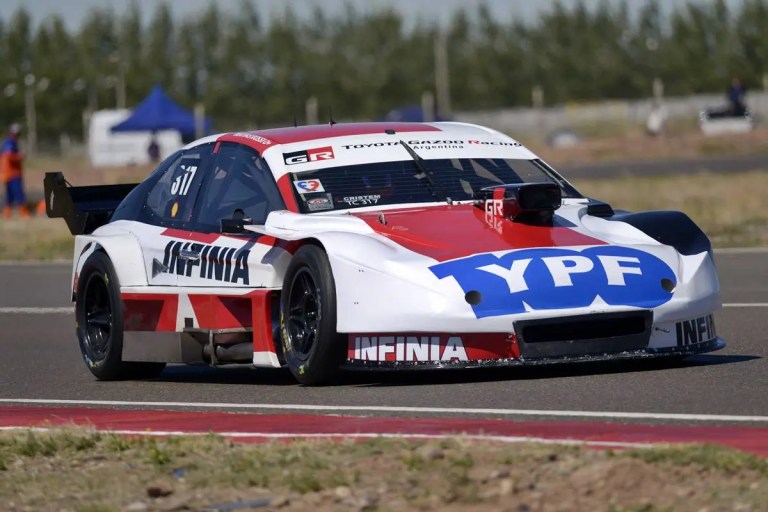 Matías Rossi explicó por qué no anda el Toyota Camry de TC