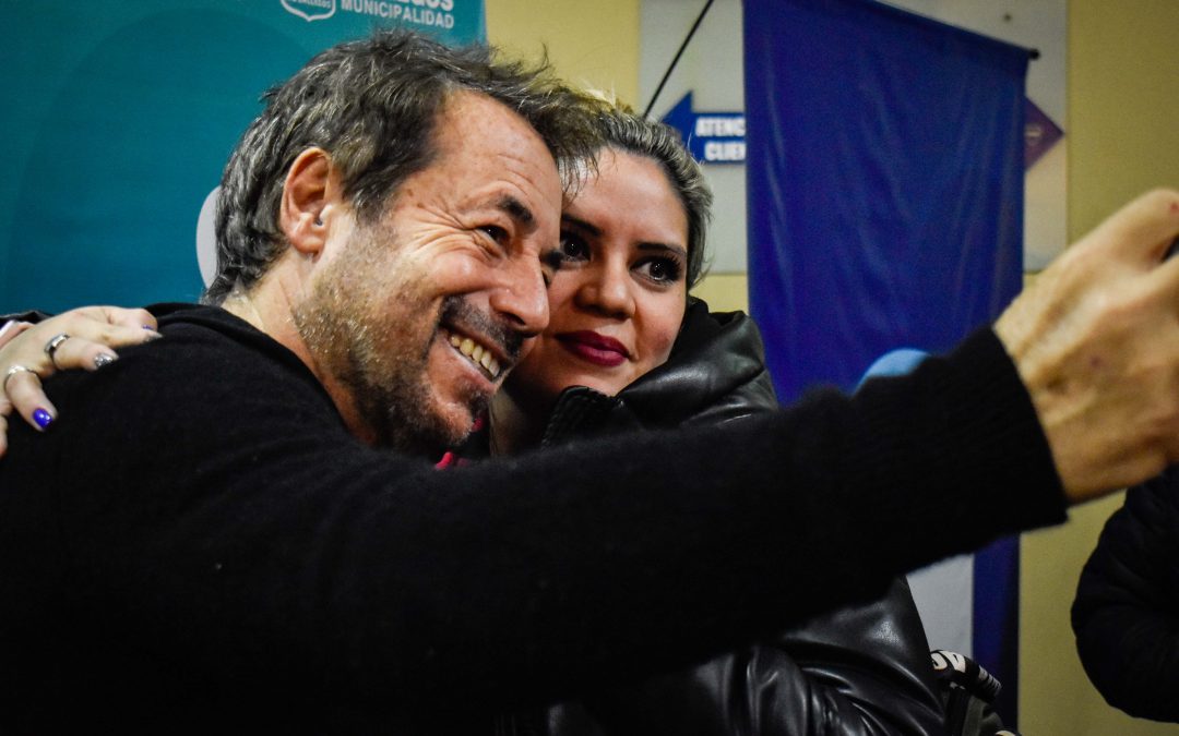 Ricky Sarkany recibió la admiración total de los riogalleguenses