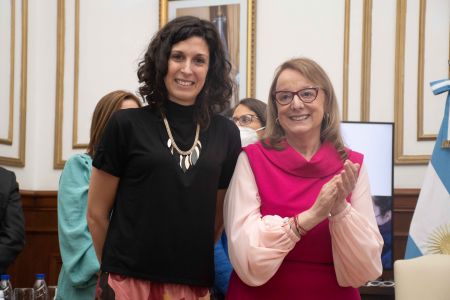 Agostina Mora asumió como Ministra de la Igualdad e Integración de Santa Cruz
