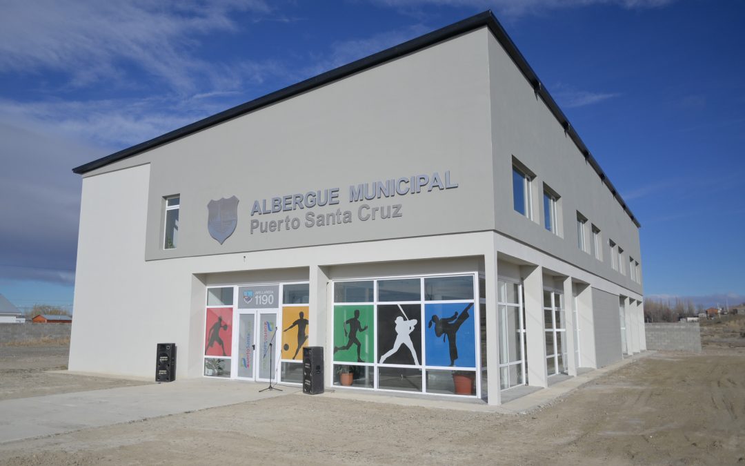 Alicia inauguró obras y homenajeó a veteranos de guerra de Malvinas en Puerto Santa Cruz