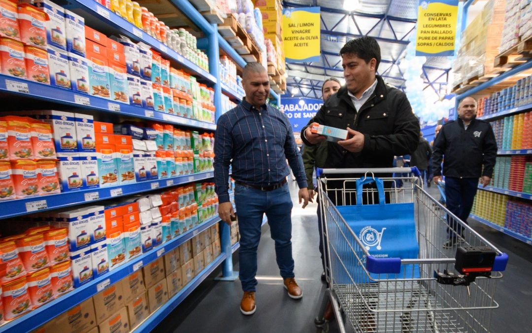 Claudio Vidal inauguró en Río Gallegos la Proveeduría de los Trabajadores