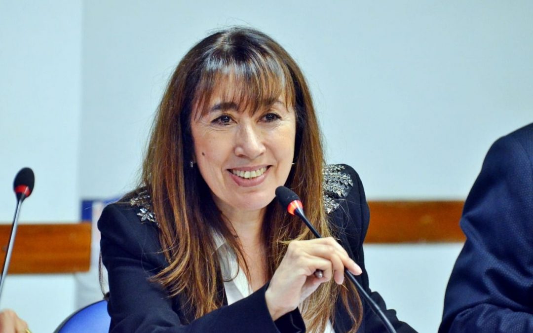 Roxana Reyes logró dictamen para una nueva ley de capacitación sobre derechos de niñez