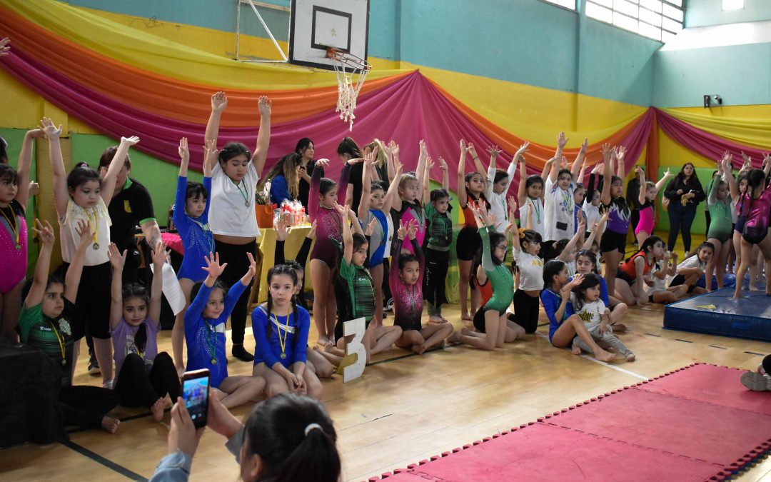 Exitoso Torneo de Gimnasia Artística en el Lucho Fernández