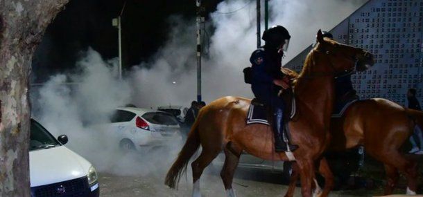 Gimnasia-Boca: Berni prohibió pistolas lanza gases en partidos de fútbol