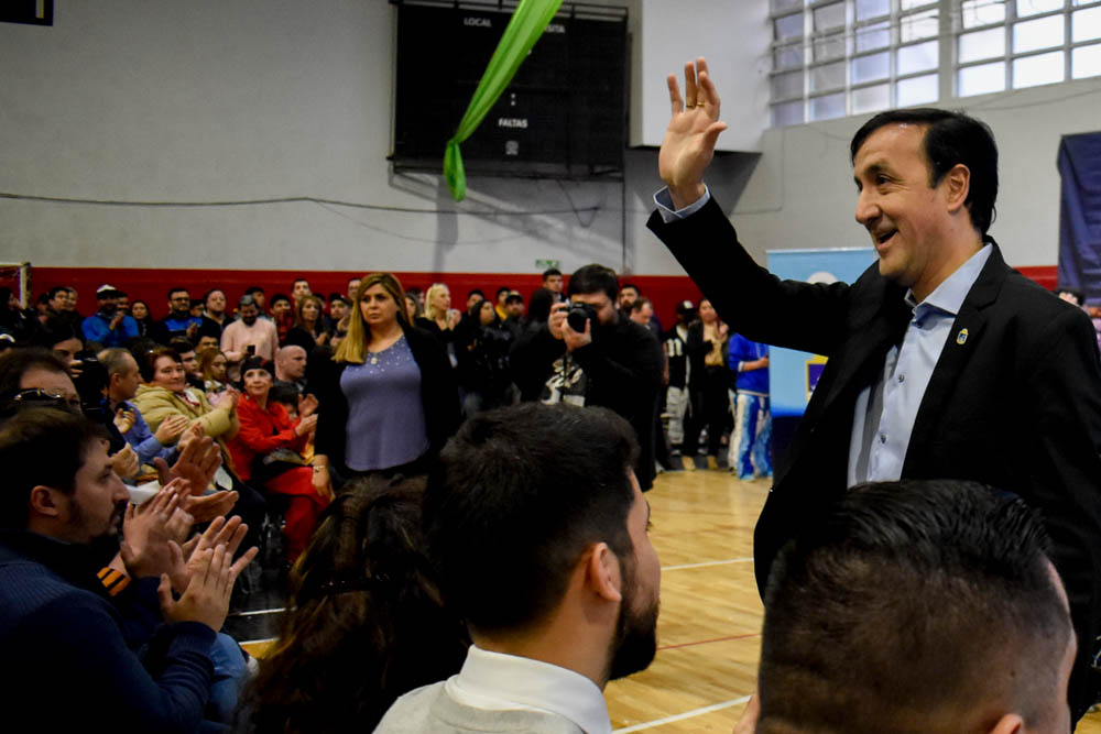 Pablo Grasso presentó la grilla del festival más grande de la historia de Río Gallegos