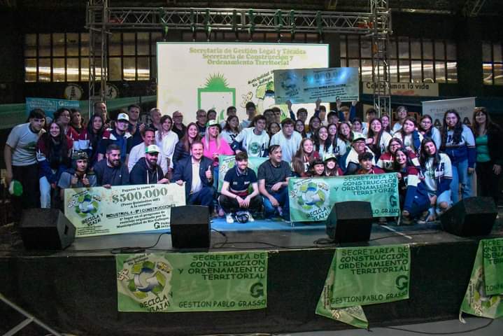 El Instituto María Auxiliadora ganó el millón de pesos de «Reciclá y Viajá»