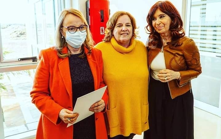 Claudia Martínez: “La adquisición de este avión sanitario es un hecho importantísimo para Santa Cruz”