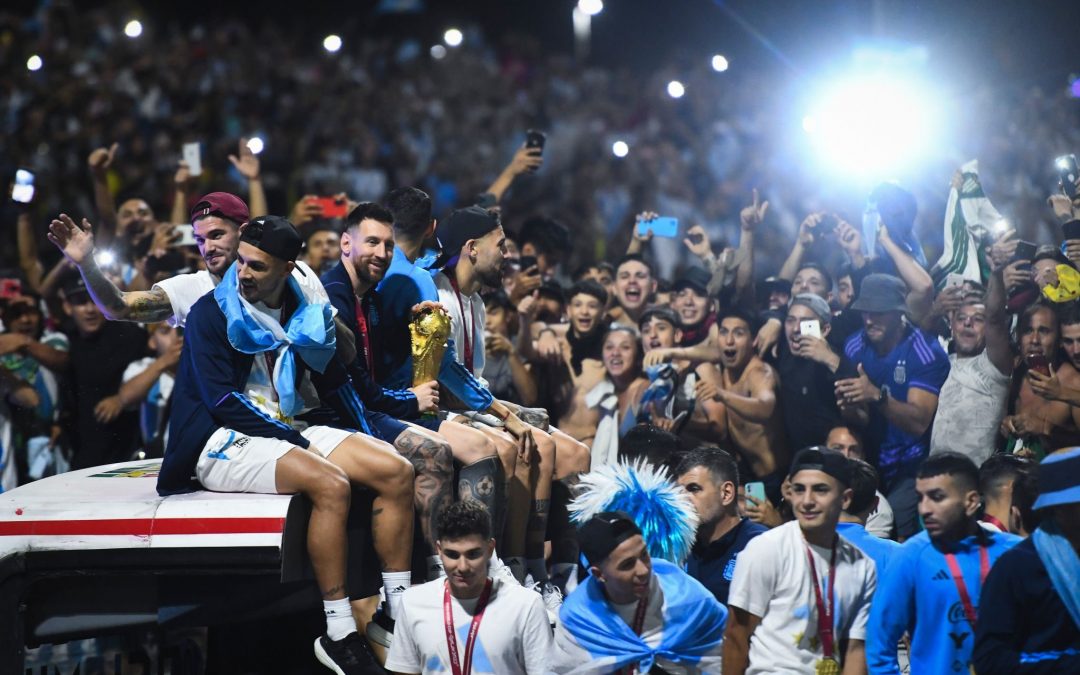 INOLVIDABLE, LA COPA DEL MUNDO ESTÁ EN CASA