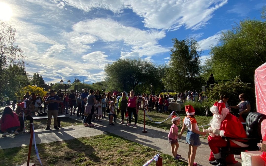 PAPÁ NOEL RECIBIÓ MÁS DE 600 CARTAS EN EL CALAFATE