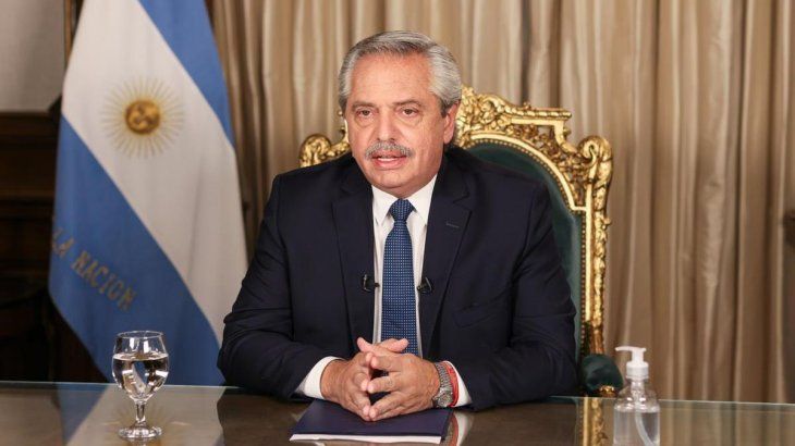 Alberto Fernández por el escándalo de Lago Escondido: «Lastima la democracia ver la promiscuidad antirepublicana»