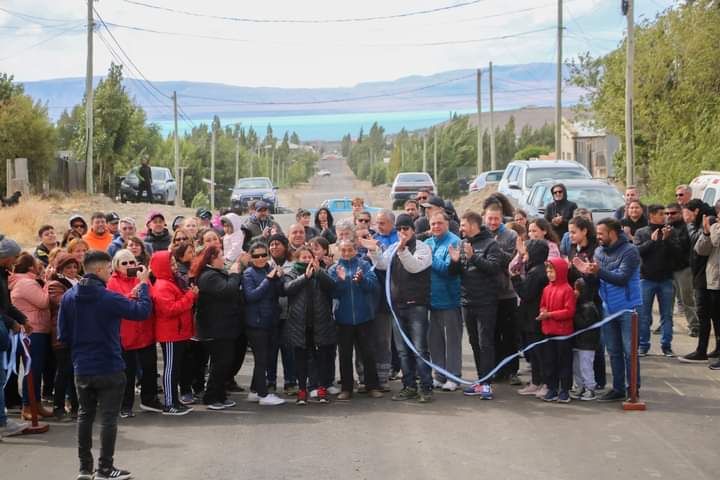 BELLONI EN CALAFATE: NUEVA CALLE ASFALTADA, MEDICINA EN LA UNIVERSIDAD, PUESTA EN VALOR DEL PREDIO DEL CORREO CON UN CENTRO DE INTERPRETACIÓN Y UN CREMATORIO