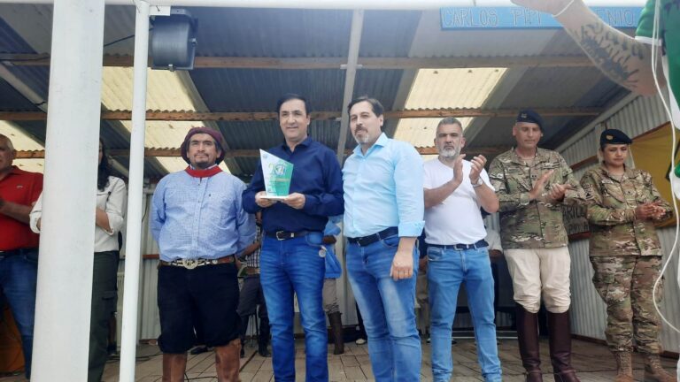Pablo Grasso presente en Puerto Santa Cruz