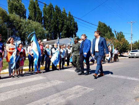 El Gobierno acompaña el 75 ° Aniversario de Los Antiguos con anuncios de obras