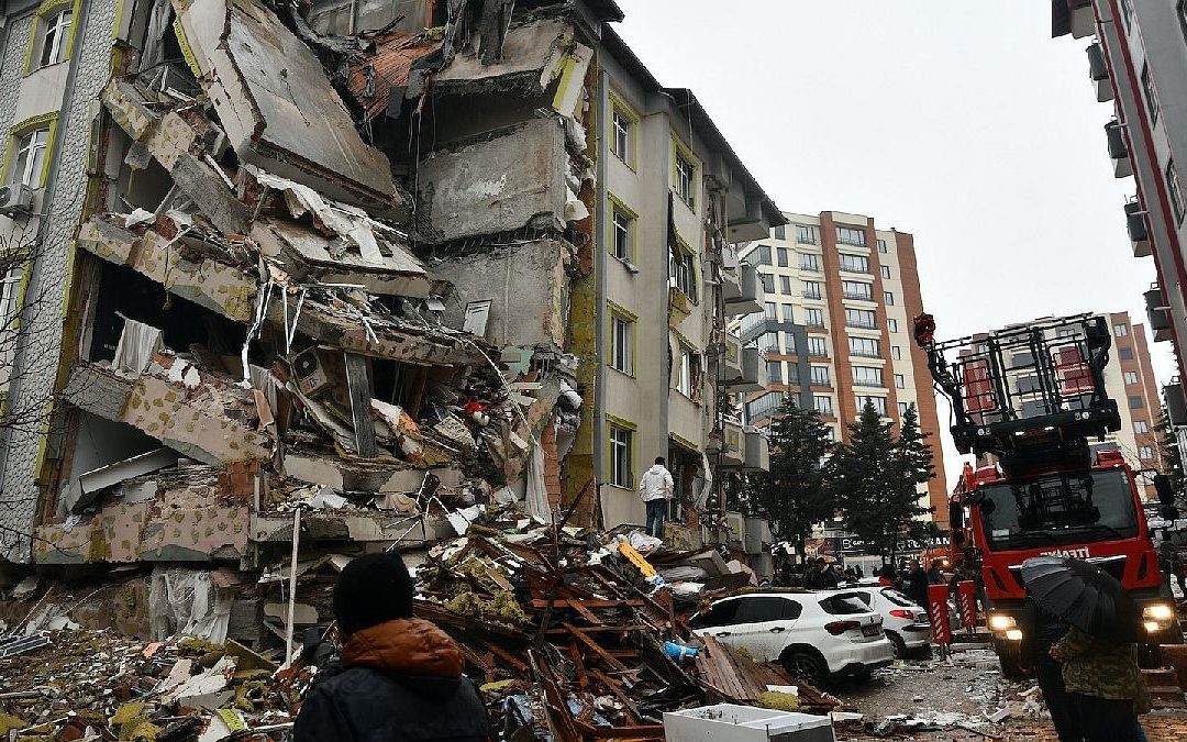 Desesperante: terremoto en Turquía y Siria dejó miles de muertos y heridos