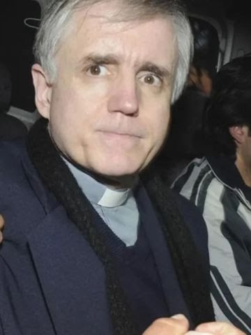 El cura Grassi se recibió de abogado y en mayo puede quedar libre