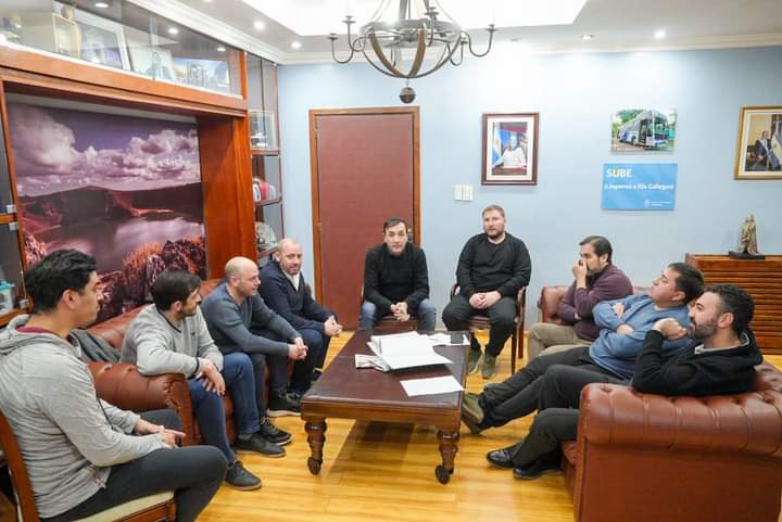 Intendentes buscan herramientas financieras para pagar el Bono a trabajadores