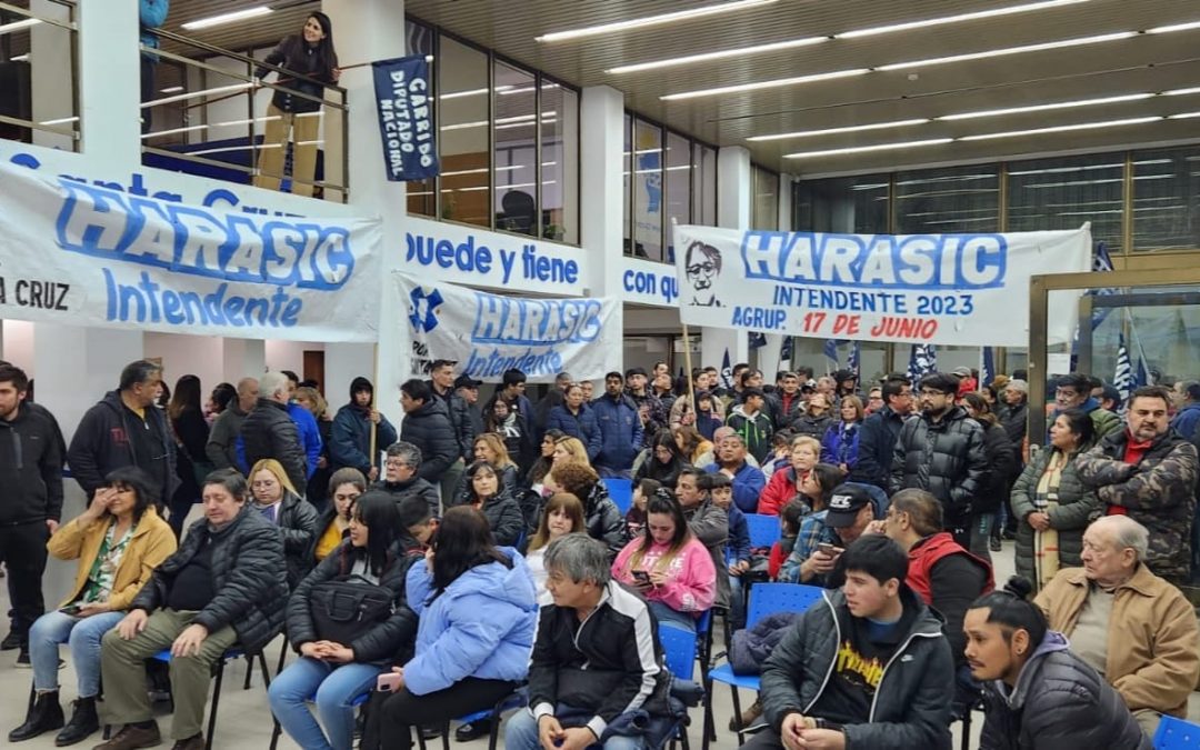 HARASIC CONVOCÓ A CIENTOS DE VECINOS Y MILITANTES EN EL COMANDO DE VIDAL