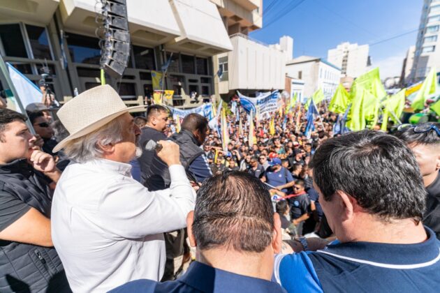 Intendente Othar: “Vamos a seguir luchando todos juntos por los derechos de nuestra gente”