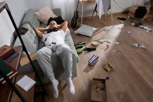 LAS 4 COSAS QUE ATRAEN LA POBREZA EN TU HOGAR
