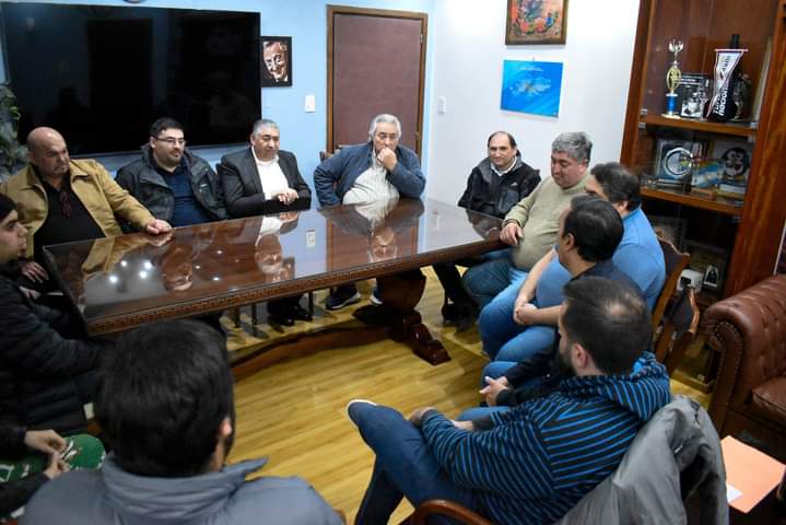 El intendente Pablo Grasso recibió a referentes de la comunidad zíngara