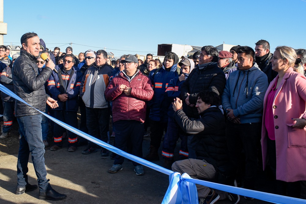 Inauguración histórica: El intendente presentó el primer tramo de asfaltado de la calle 22 y prometió que continuará trabajando en la infraestructura