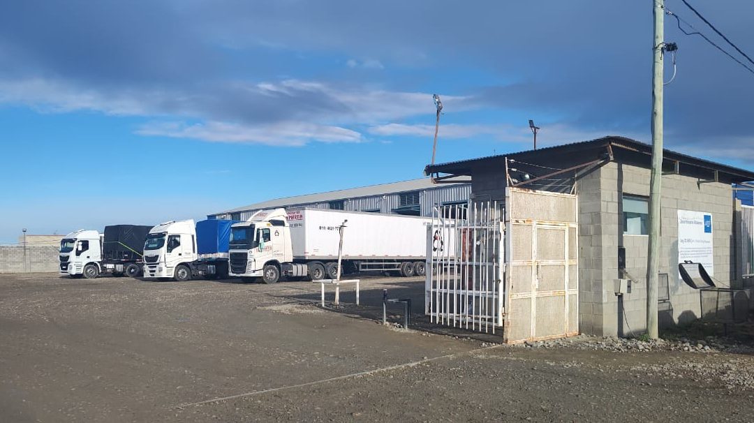 Fiscales: «Las demoras y filas creadas sobre la colectora, son totalmente ajenas al funcionamiento de Fiscales