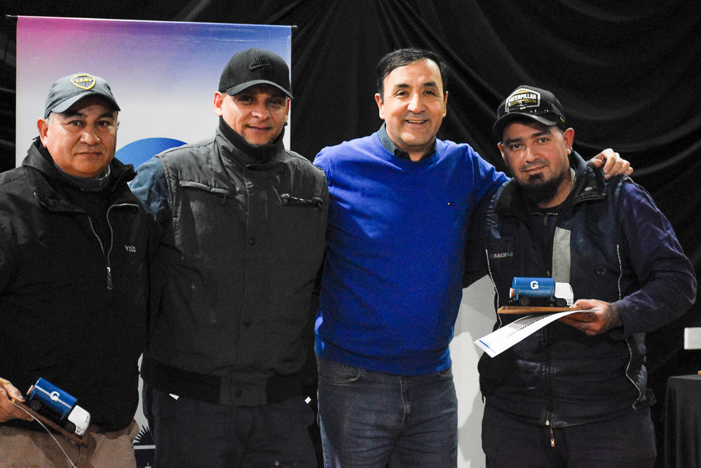 El intendente Grasso anunció la extensión pluvial para el barrio 499 Viviendas y reconoció a los trabajadores del área