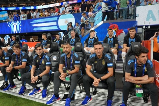 Scaloni: «Sea como sea, el equipo siempre está, crea situaciones y defienden como leones»