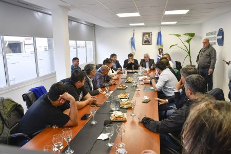 Gobierno y Sector Pesquero: “Estos encuentros nos permiten saber que necesita Santa Cruz para reactivarse”