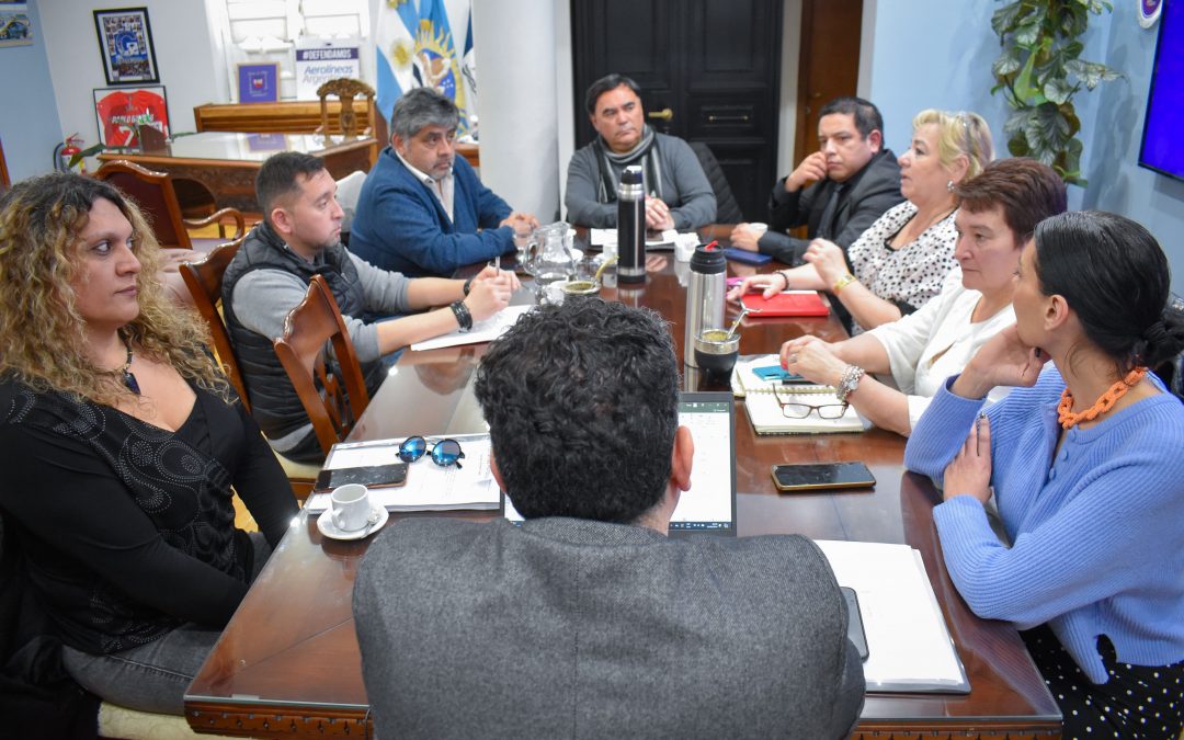Municipio acordó con el SOEM un 10% de aumento salarial para el mes de agosto