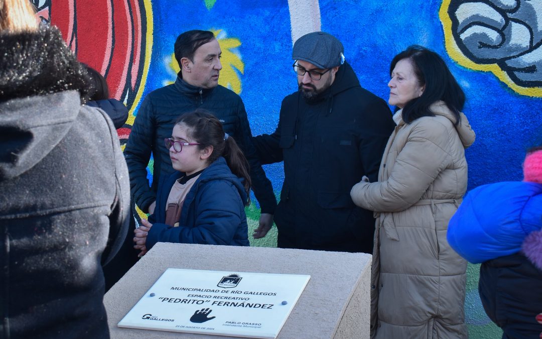 Inauguran espacio recreativo en honor a “Pedrito” Fernández