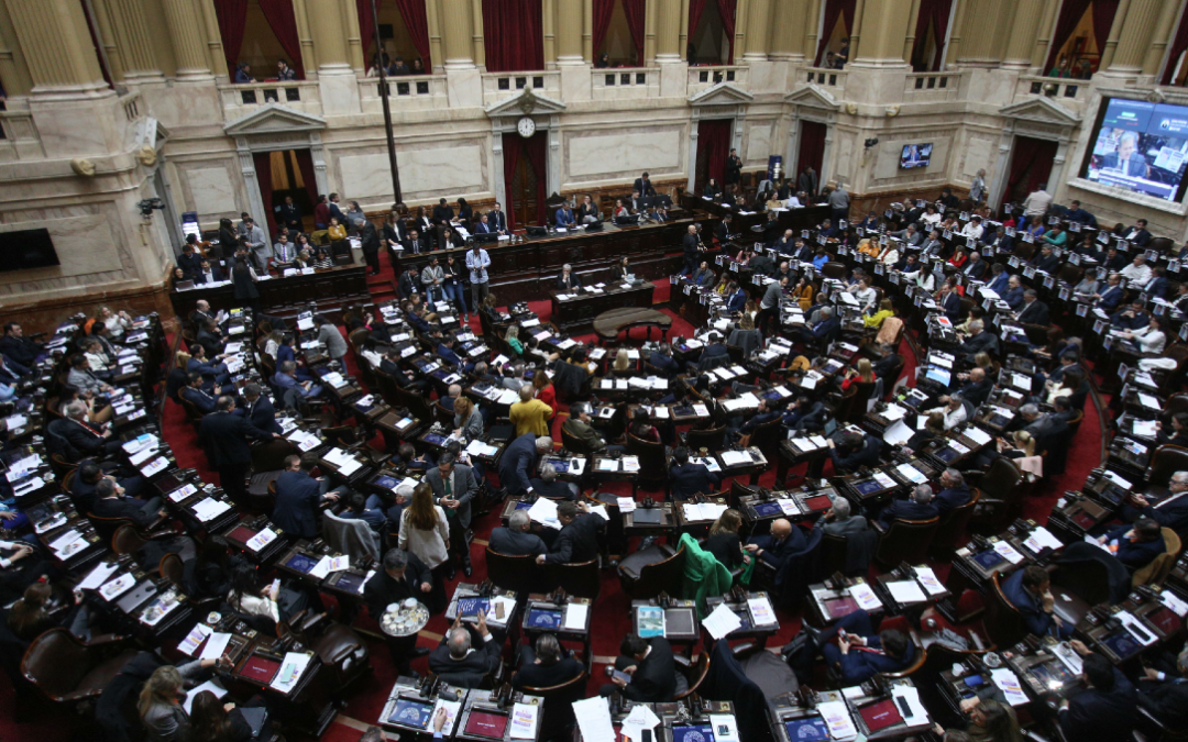 El Gobierno de Milei quiere declarar la educación como «servicio esencial» en la sesión de hoy