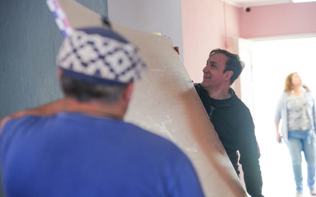 Municipio colabora con Ángeles Especiales para la construcción de un gimnasio en la sede de calle Santa Fe