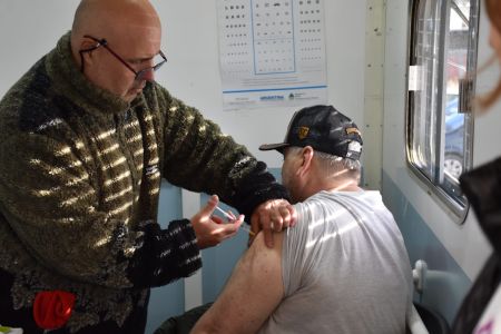 Operativos «Estamos con Vos»: refuerzan la Atención Primaria en Barrios de Río Gallegos