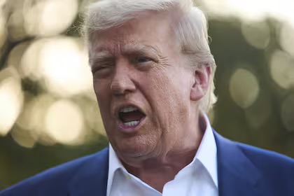 DONALD TRUMP, ENOJADO, CONFIRMÓ QUE ISRAEL E IRÁN NO RESPETARON EL ALTO EL FUEGO Y CUESTIONÓ A NETANYAHU