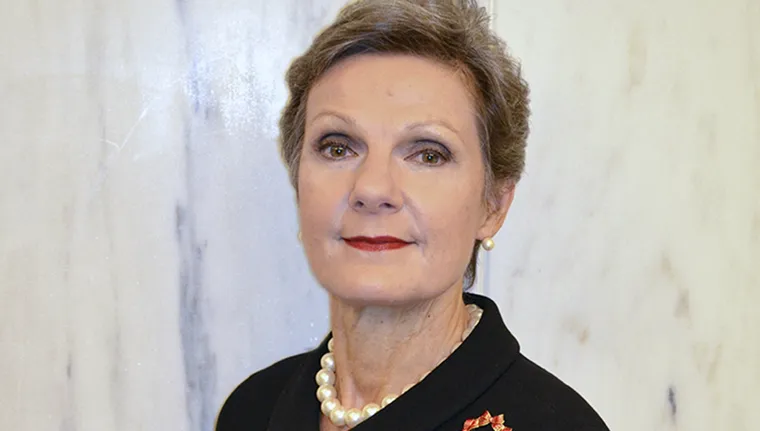 YPF: La Jueza Loretta Preska decide este lunes si suspende la entrega de acciones