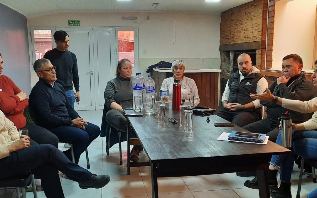El Frente Sindical se reunió con diputados de UxP: La defensa del Estado y rechazo al Ajuste, los temas