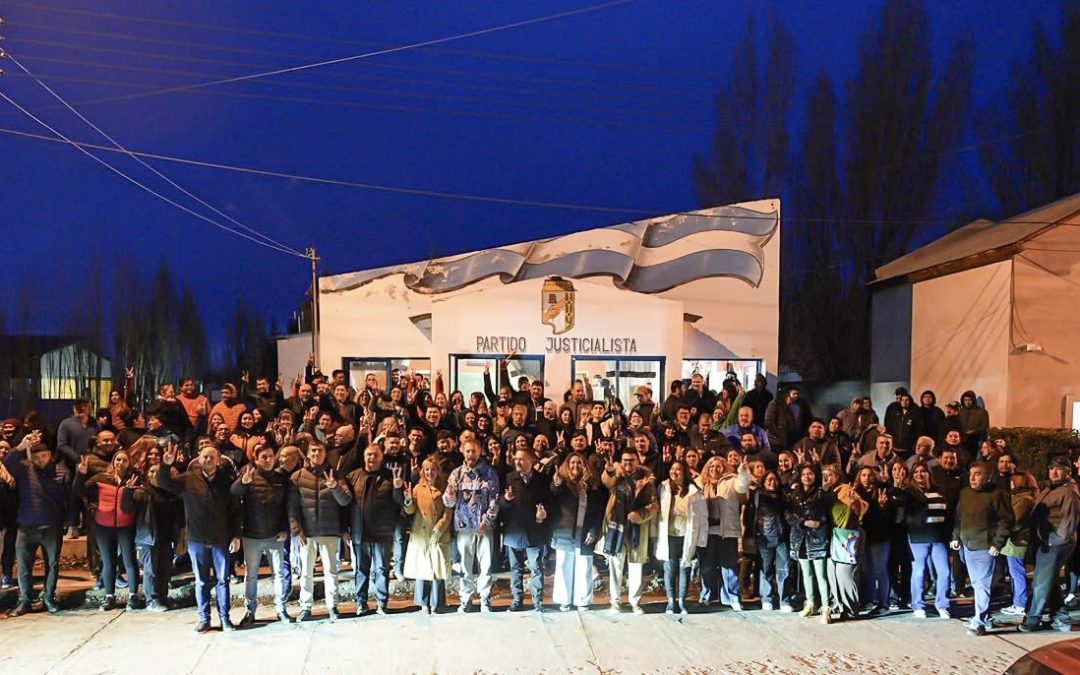 FUERZA SANTACRUCEÑA SE METE EN CAMPAÑA: MILITANCIA Y MÍSTICA EN EL CALAFATE