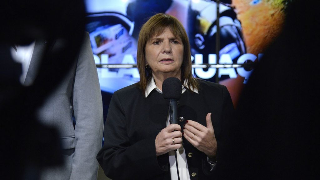 Denunciaron a la ministro Patricia Bullrich por abuso de autoridad