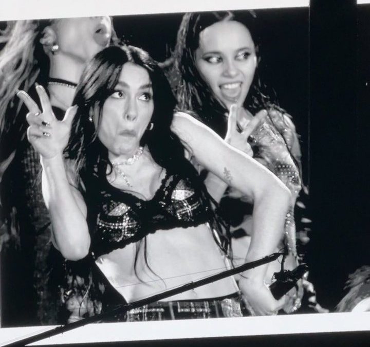 Lali Espósito le dijo “Payaso” a Javier Milei: “Son un chiste”