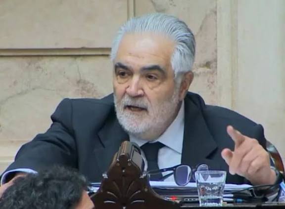 ESTE MIÉRCOLES EN SESIÓN ESPECIAL DE DIPUTADOS, ACEPTARÁN RENUNCIA DE SERGIO ACEVEDO A SU BANCA